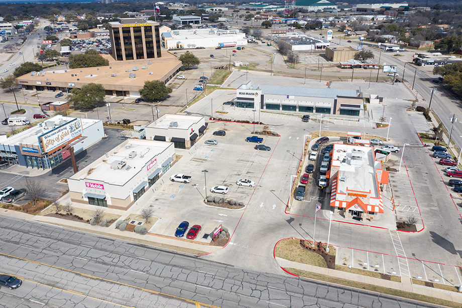 T-Mobile, Nail Bar Aerial Street View